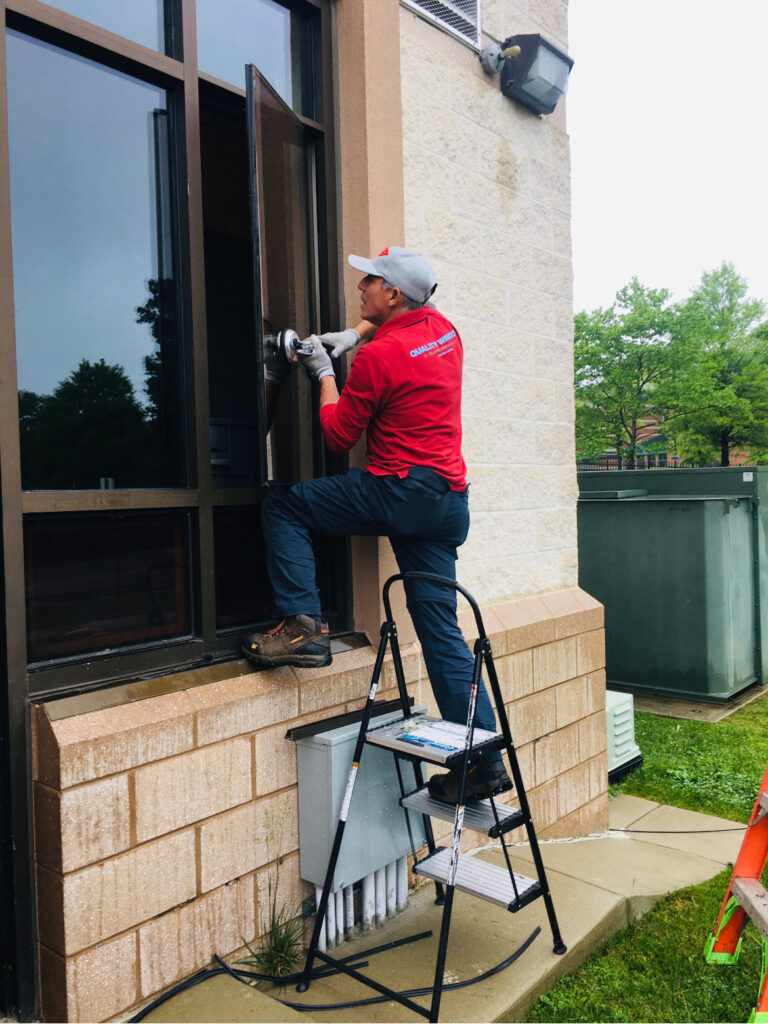 Quality Window Glass Repair Teamwork