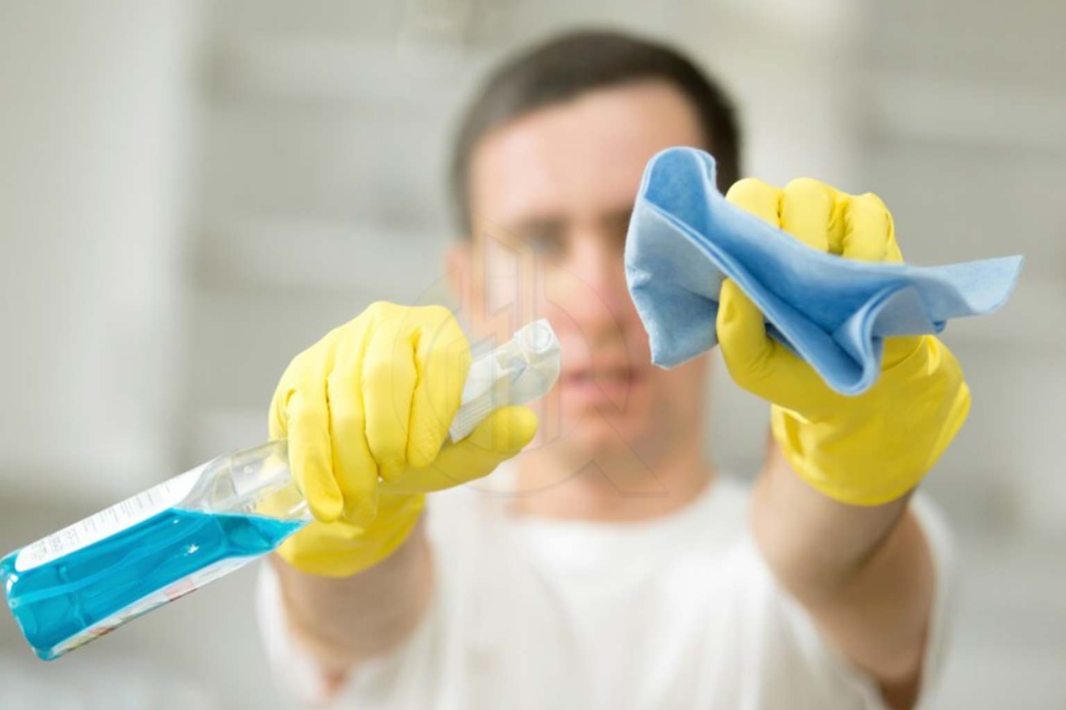 Easy-cleaning glass railings before/after seasonal maintenance in Maryland